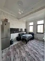 2-комн. квартира, 11 этаж, 74м², Сино-7