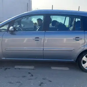 Opel Zafira, 2007