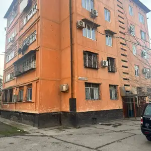 2-комн. квартира, 2 этаж, 50 м², 65 мкр