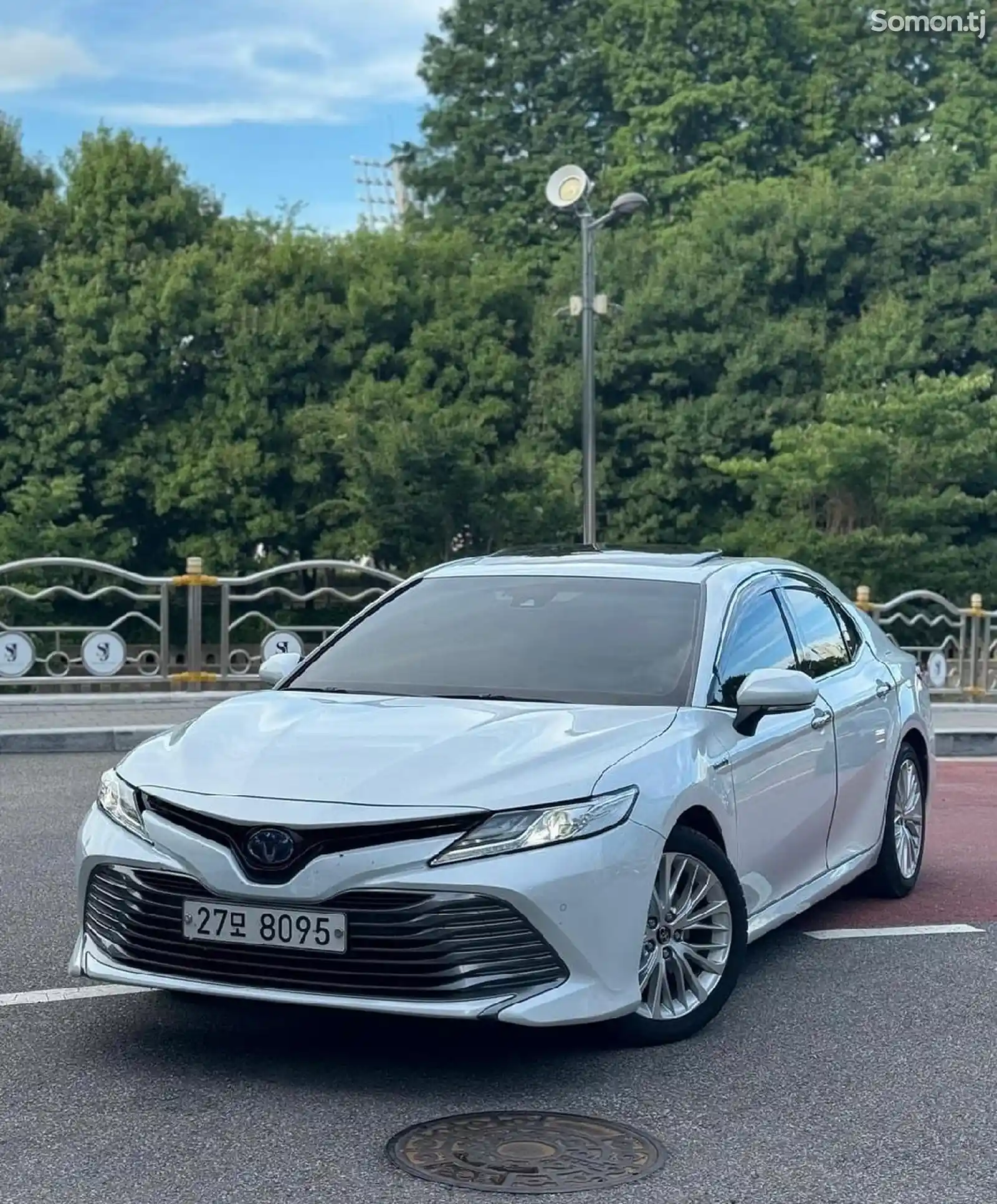 Toyota Camry, 2018-1