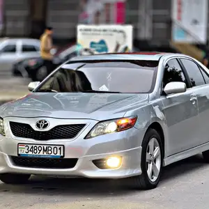 Toyota Camry, 2011