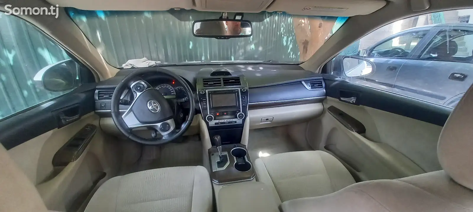 Toyota Camry, 2012-1