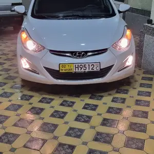 Hyundai Avante, 2015