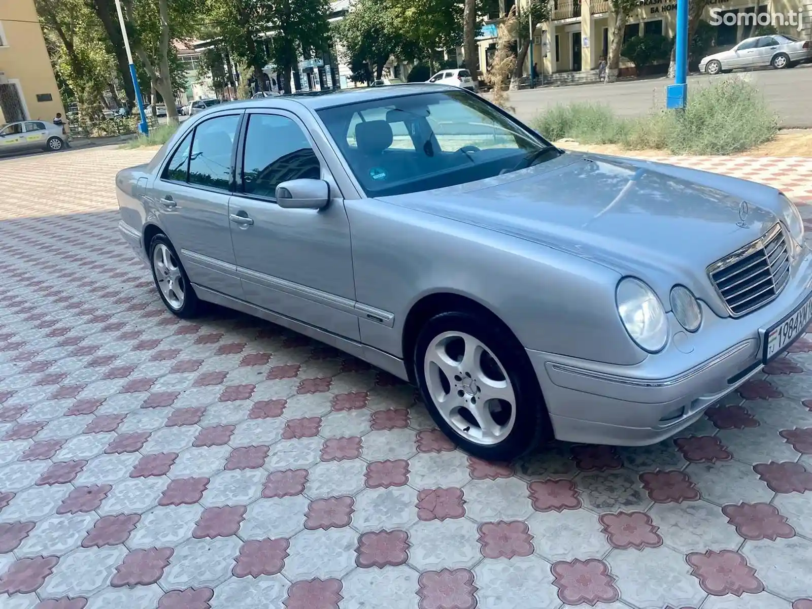 Mercedes-Benz E class, 2000-6