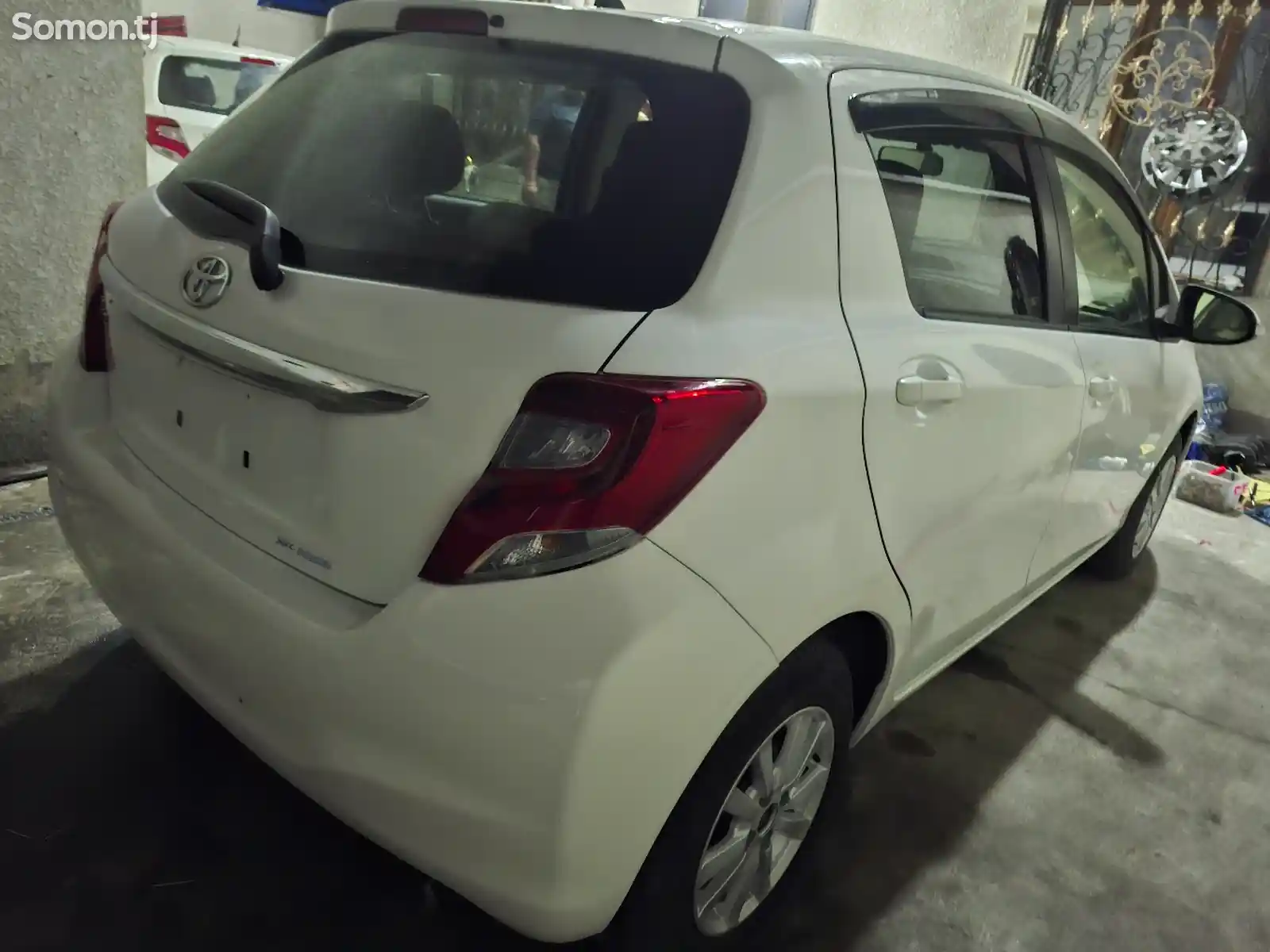 Toyota Vitz, 2015-5