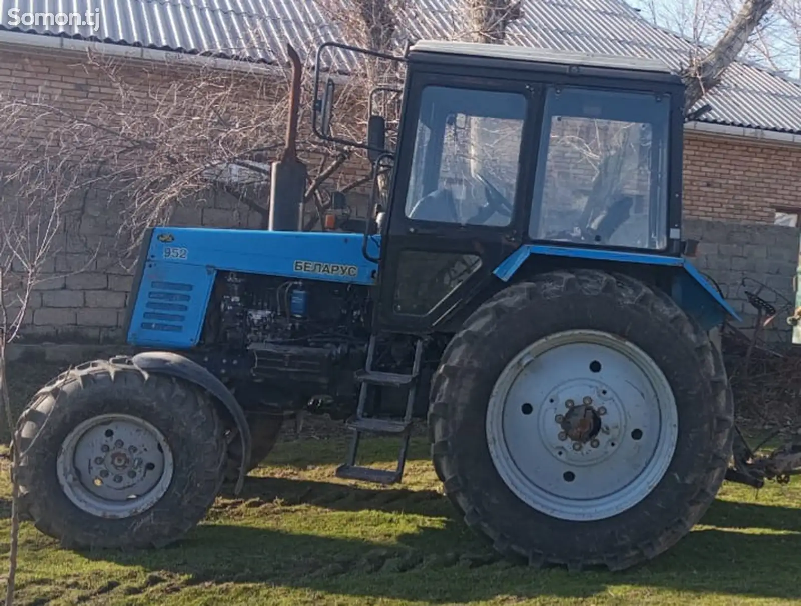 Беларус трактор 2013 года-1