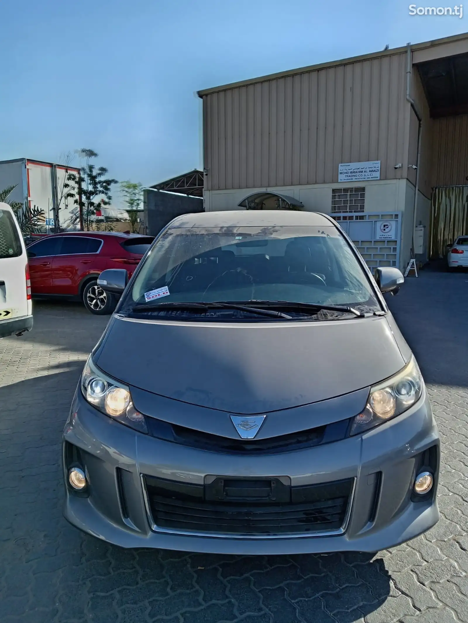 Toyota Estima, 2014-1