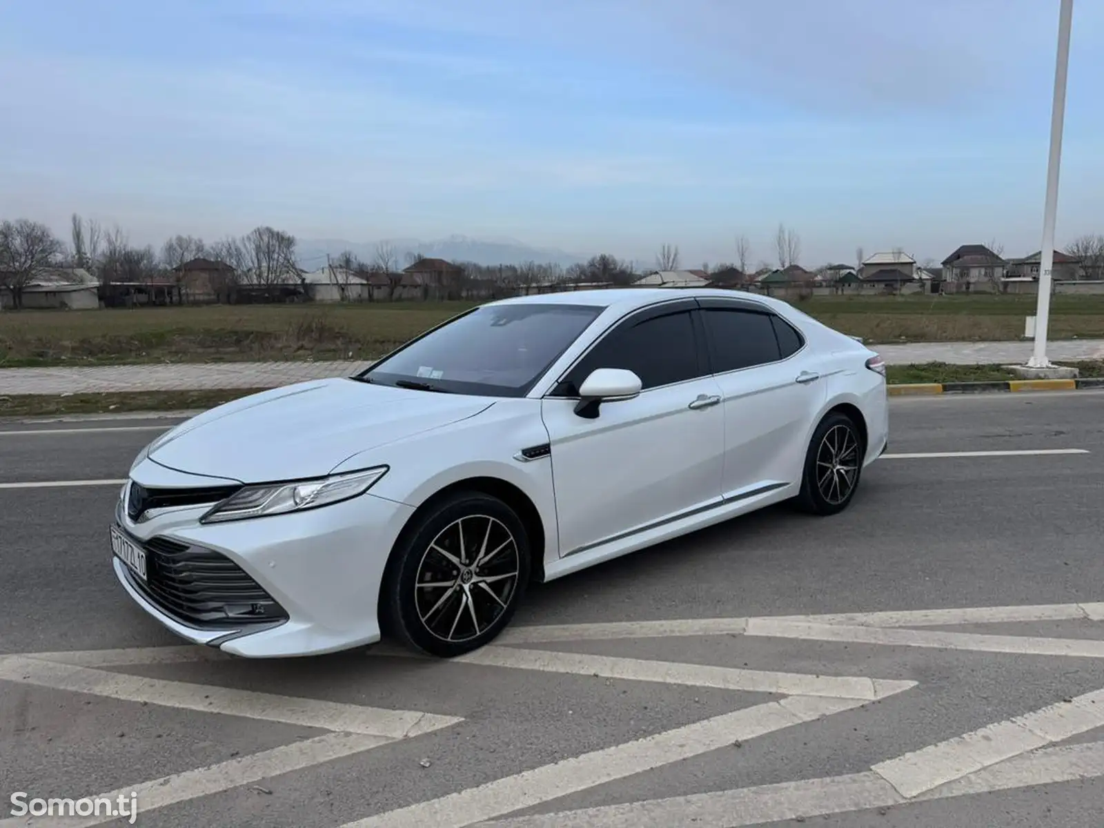 Toyota Camry, 2018-1