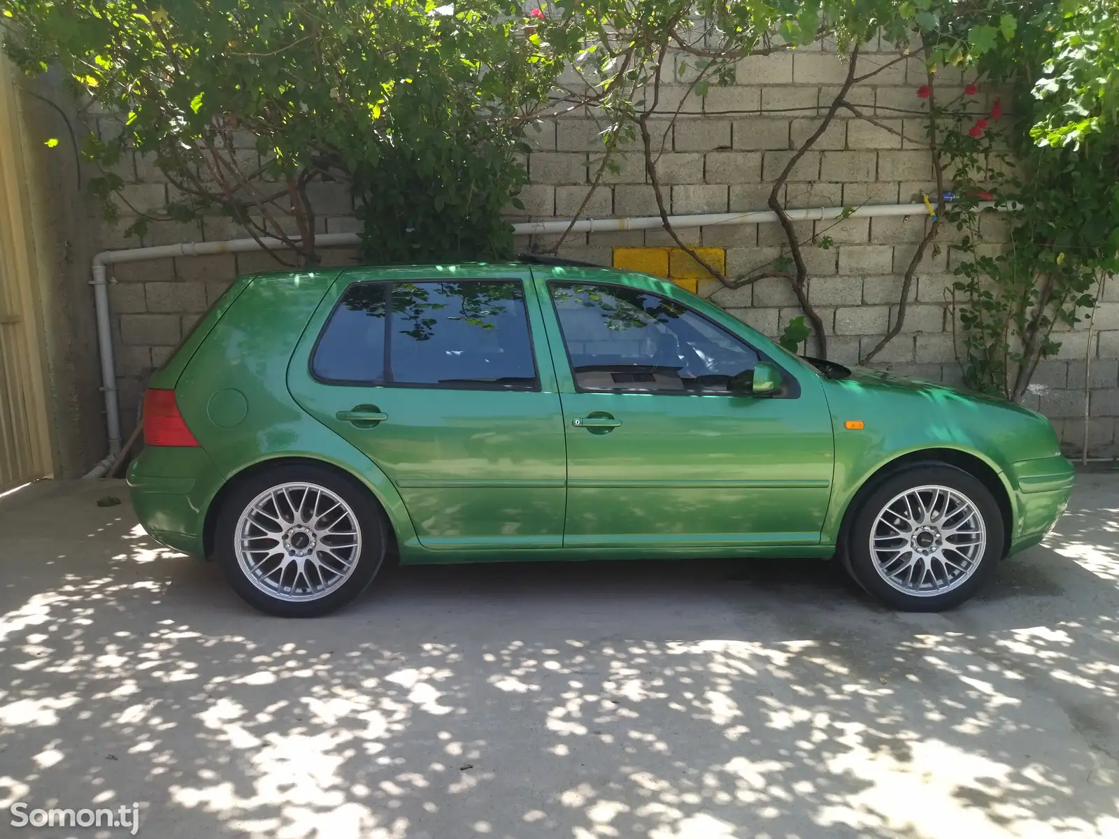 Volkswagen Golf, 2000