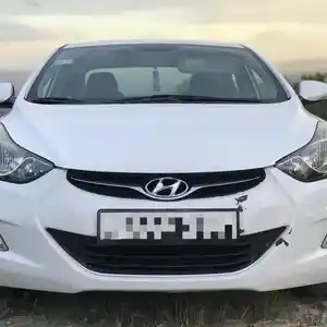 Hyundai Avante, 2012