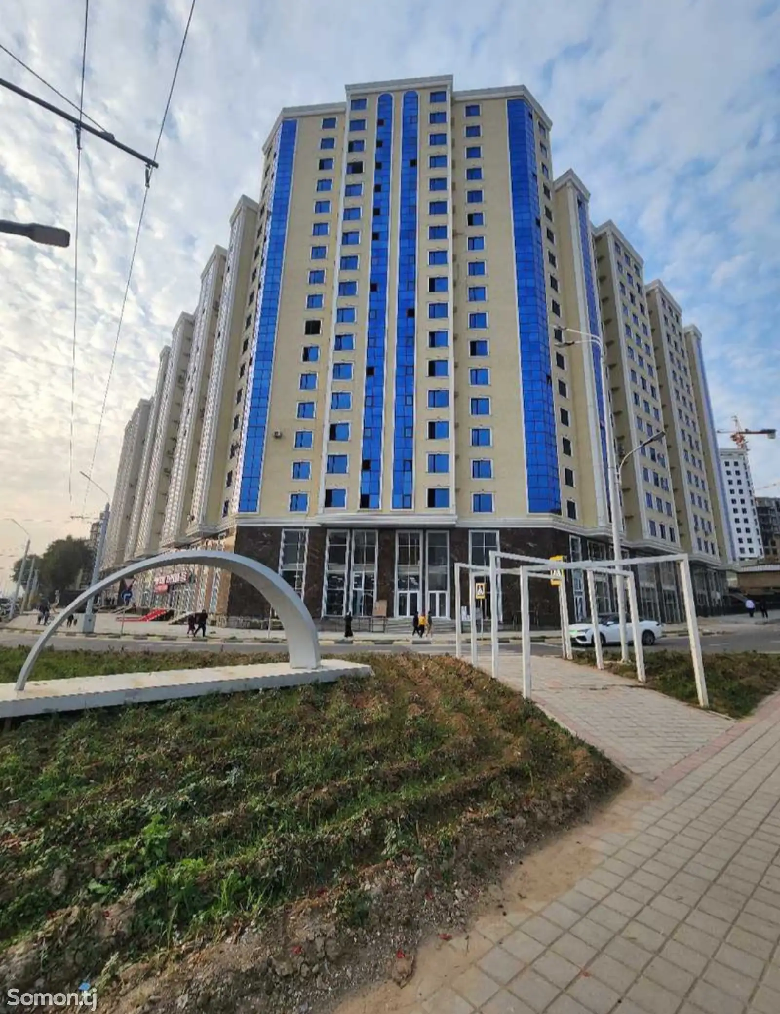 3-комн. квартира, 16 этаж, 122 м², 102 мкр-1