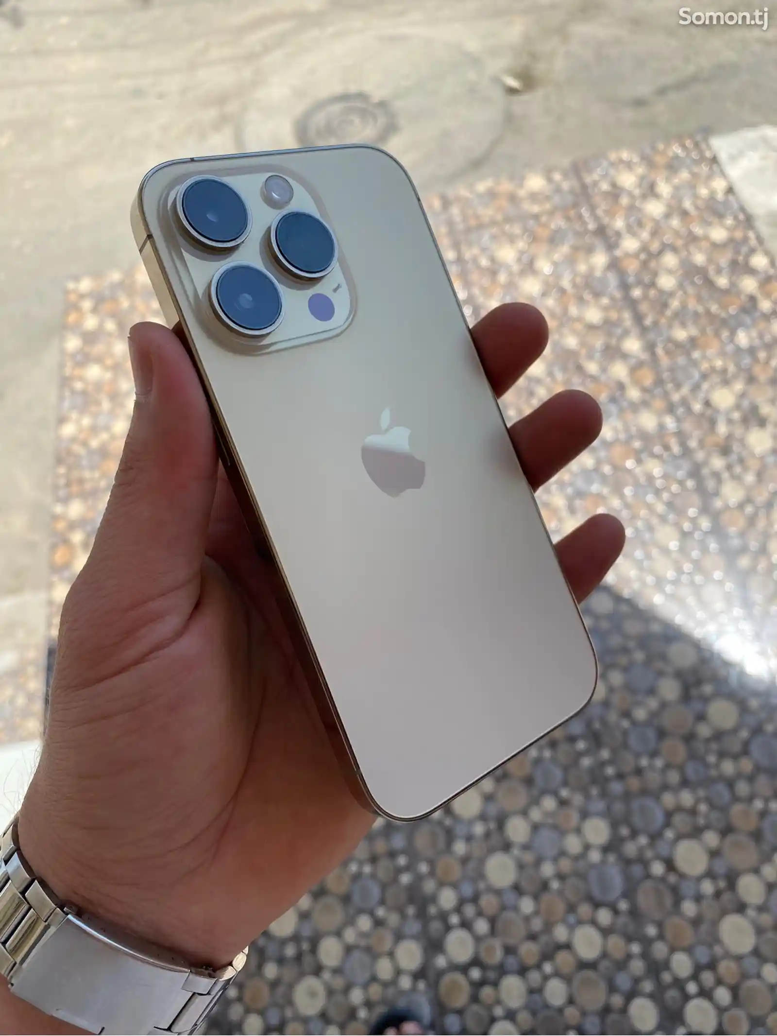 Apple iPhone 14 Pro, 256 gb, Gold-1