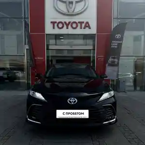 Toyota Camry, 2023