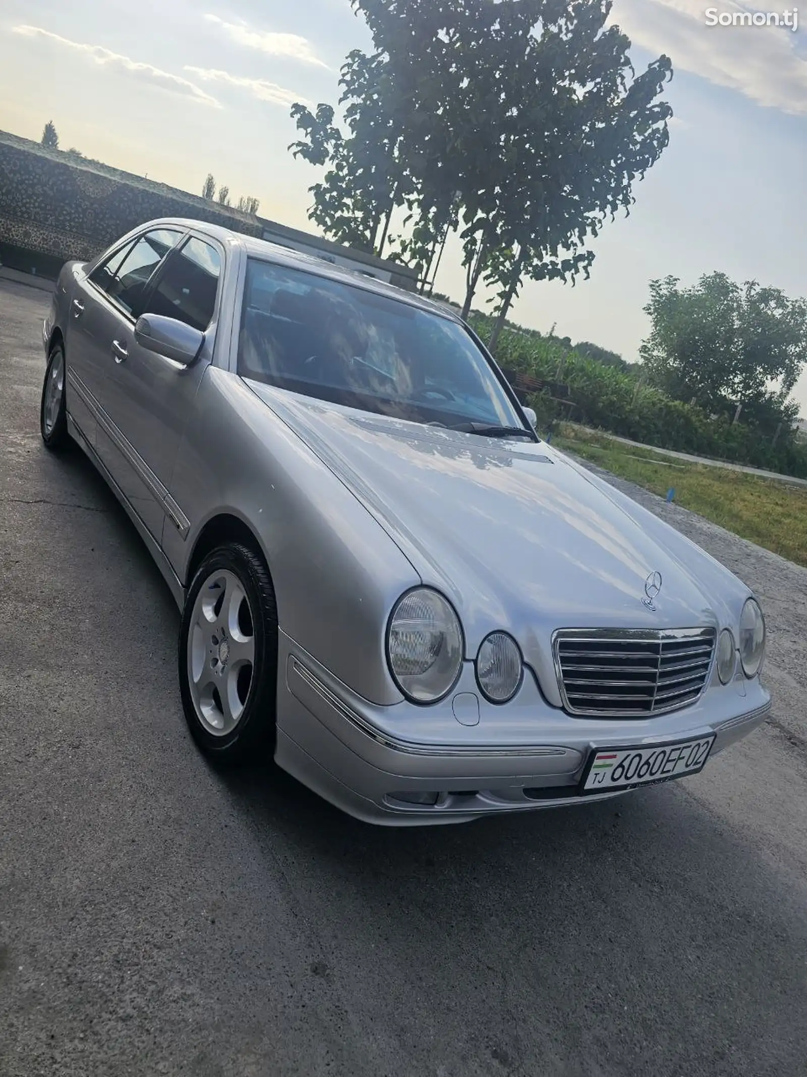 Mercedes-Benz E class, 2002-1