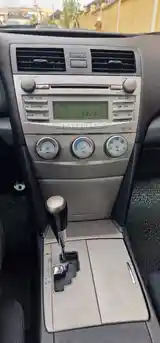 Toyota Camry, 2010-8