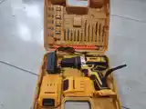 Шуруповерт Dewalt-3