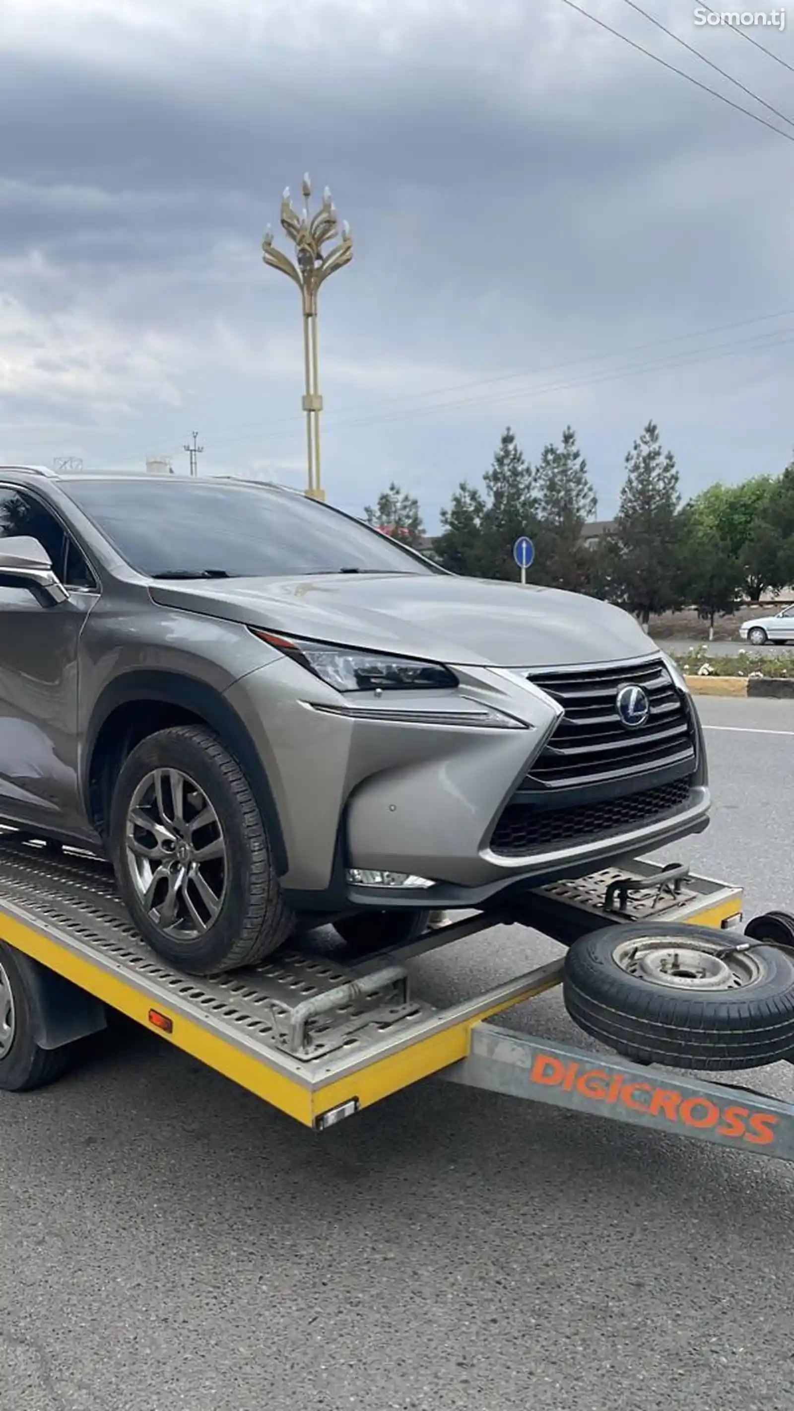 Облицовка от Lexus NX200 2015 года-1