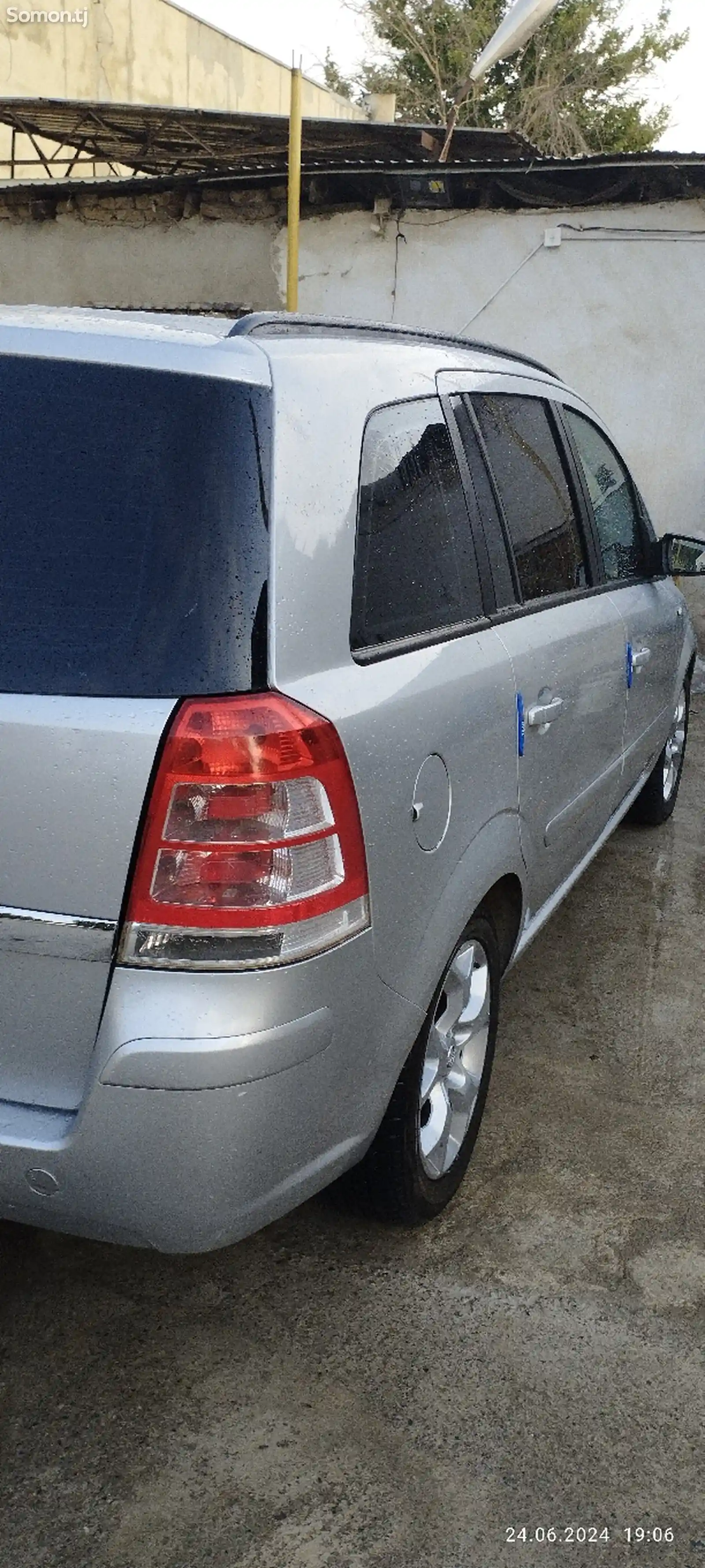 Opel Zafira, 2008-9