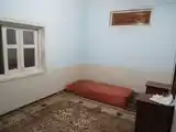 Комната в 1-комн. квартире, 1 этаж, 30м², Шохмансур-3