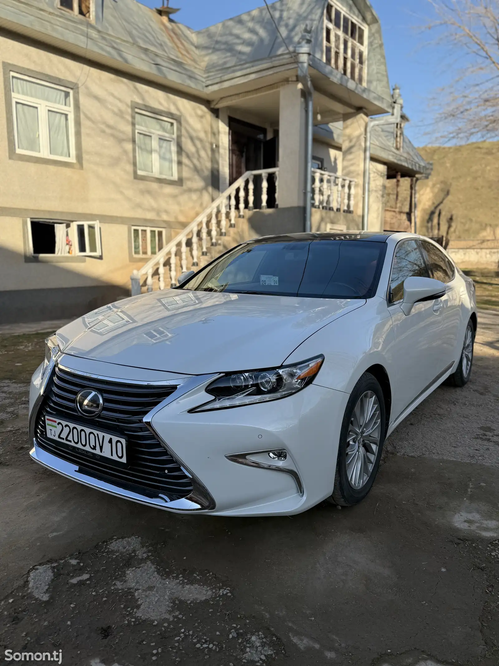 Lexus ES series, 2013-1