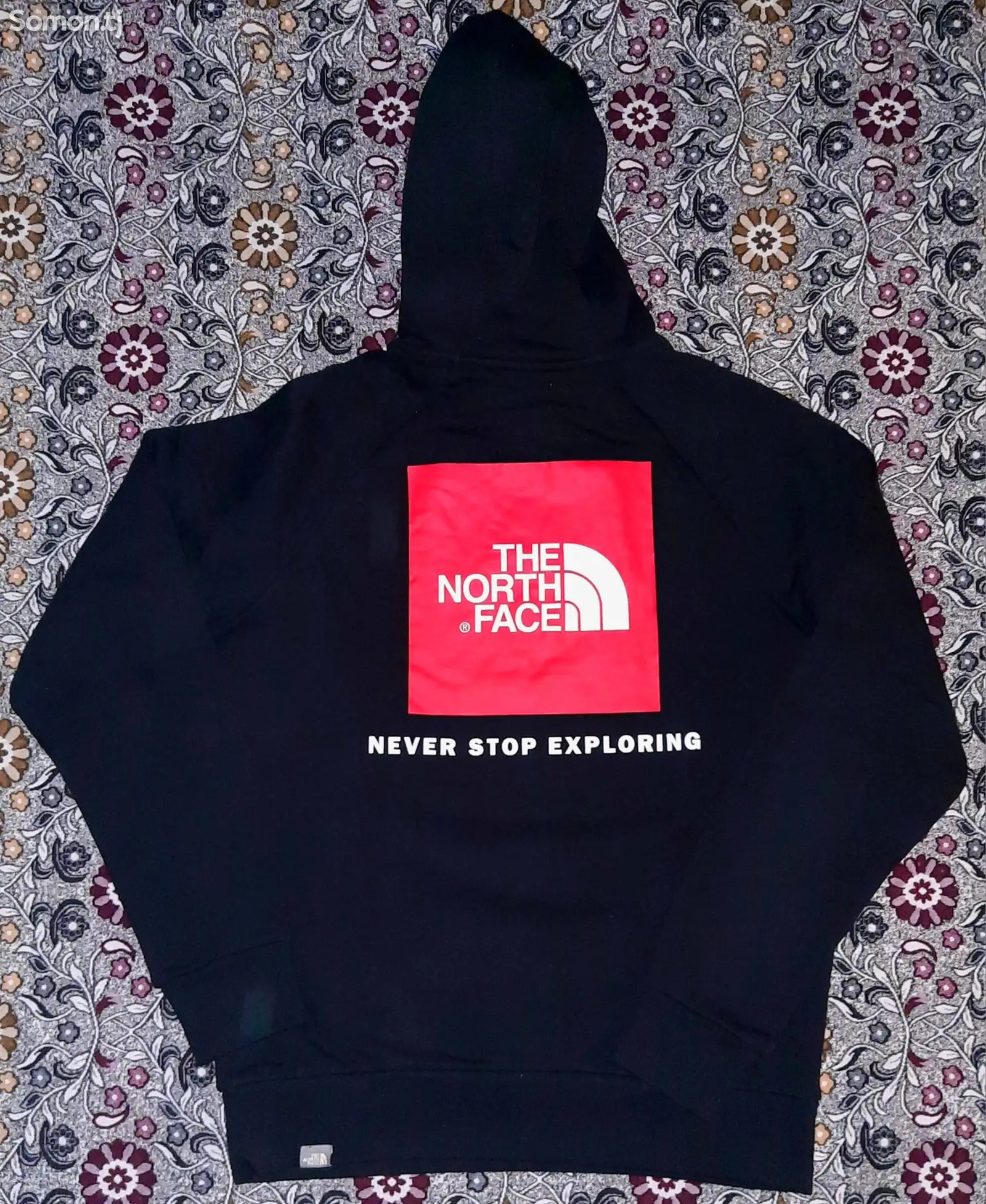 Мужское худи с капюшоном от бренда The North Face-1