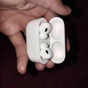 Беспроводные наушники AirPods Pro