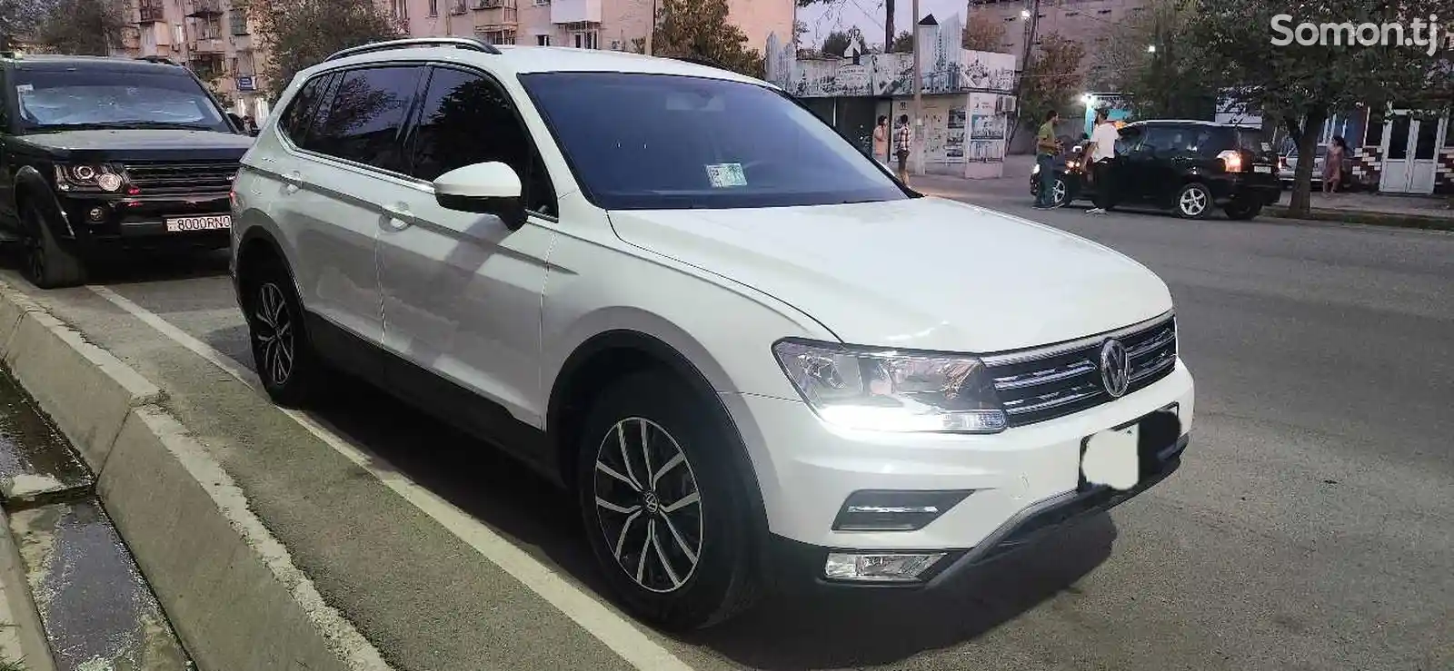 Volkswagen Tiguan, 2021-1
