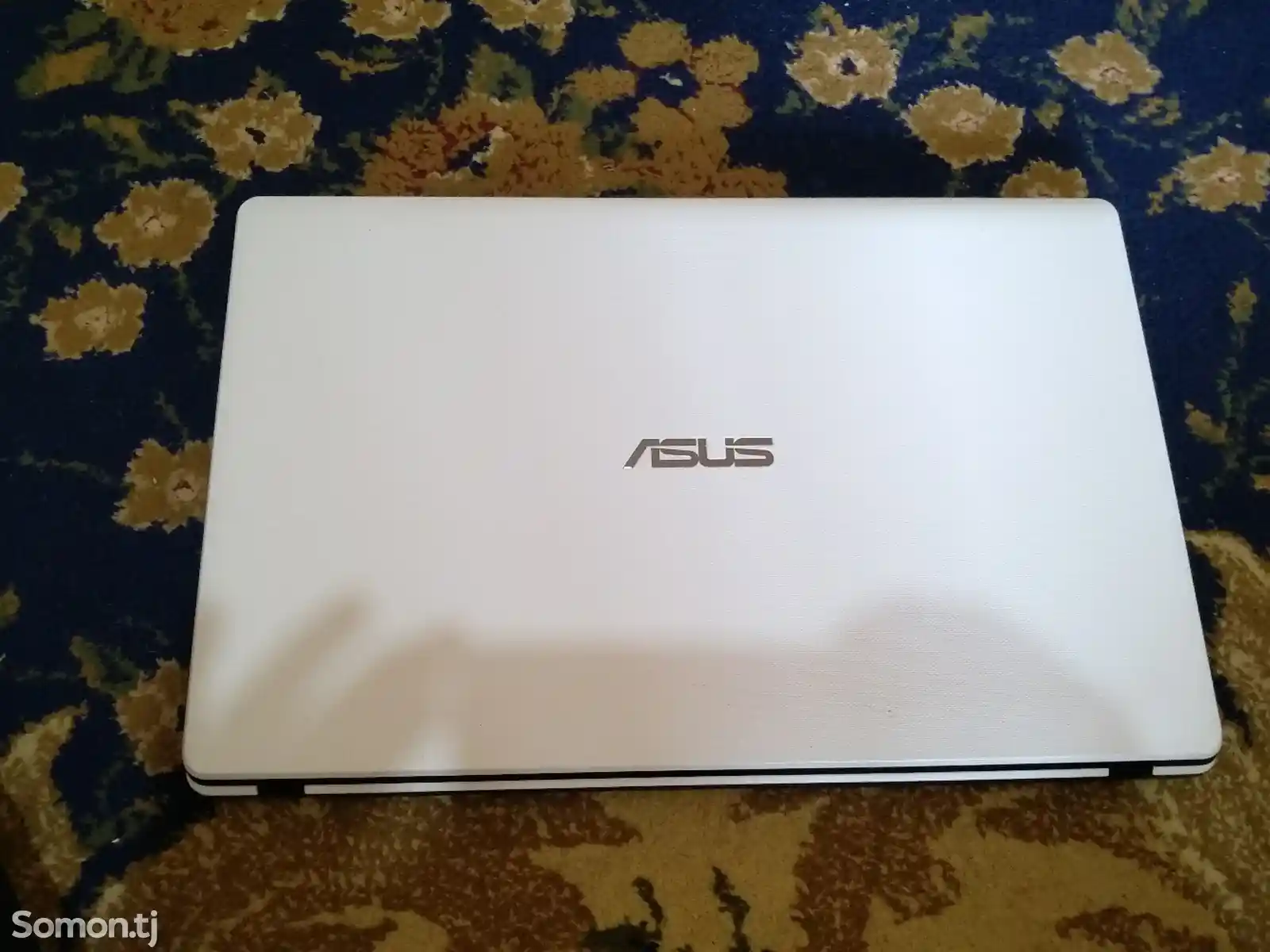 Ноутбук Asus-2