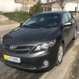 Toyota Corolla, 2013