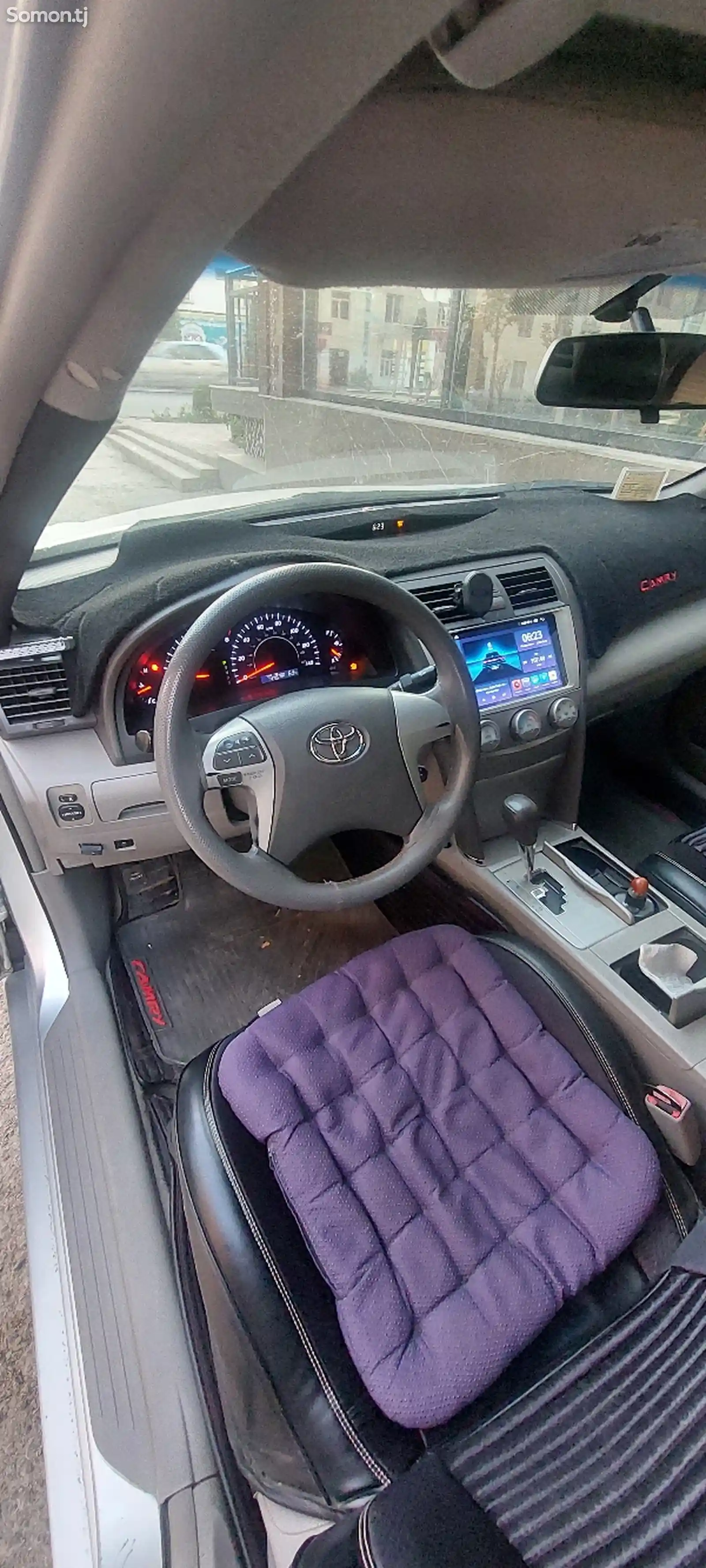 Toyota Camry, 2011-6