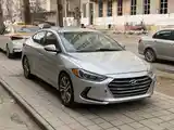 Hyundai Elantra, 2017-2