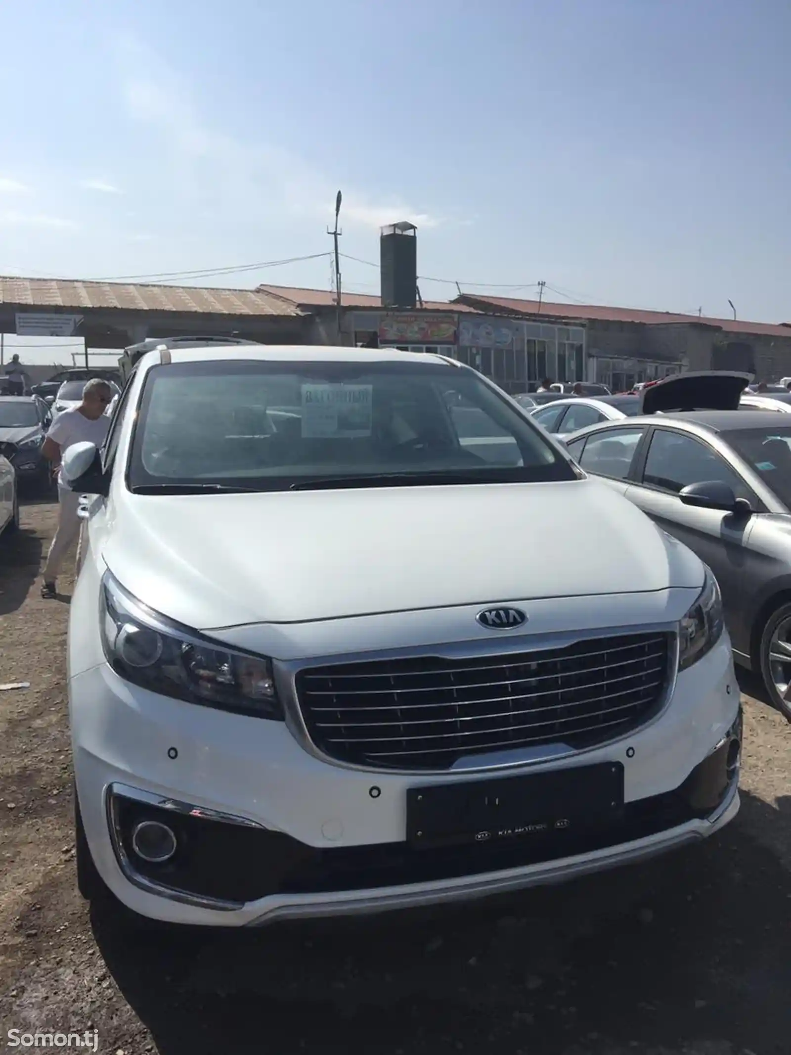 Kia Carnival, 2015-1