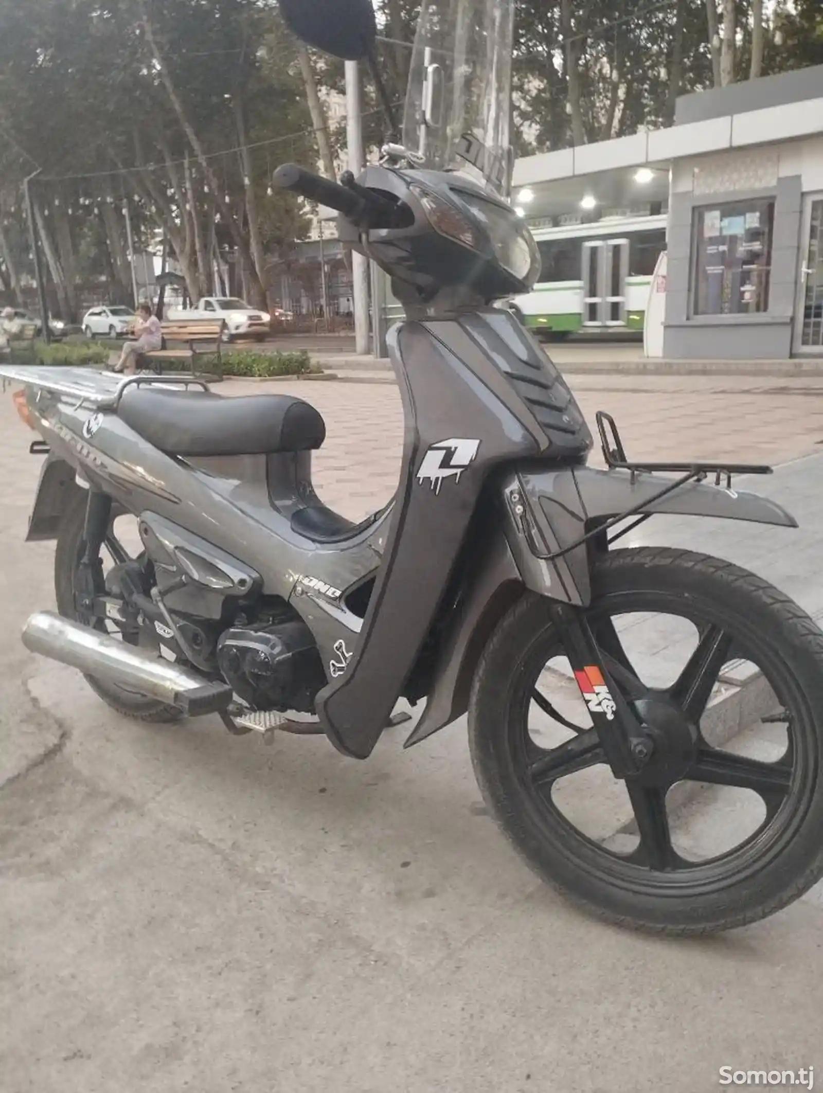 Скутер Huyosung 110cc-2