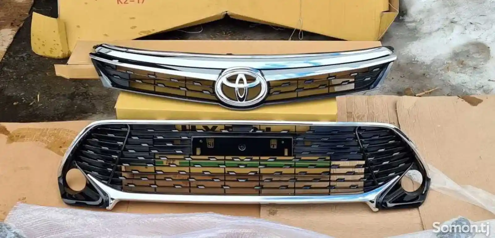 Комплект решеток Toyota Camry v55 exclusive