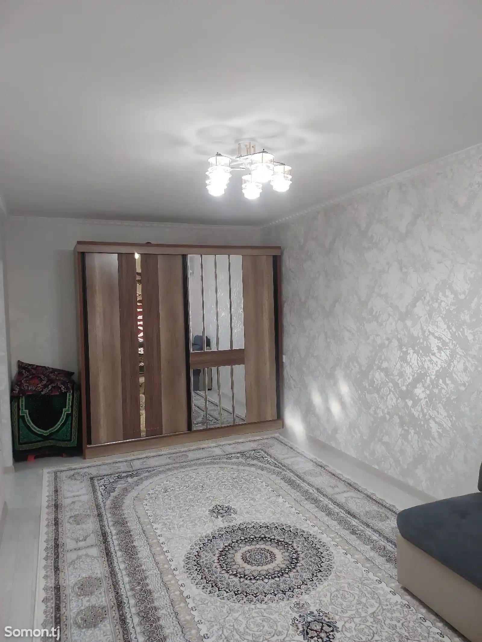 2-комн. квартира, 2 этаж, 60м², Автовагзал Рохи мегафон-2