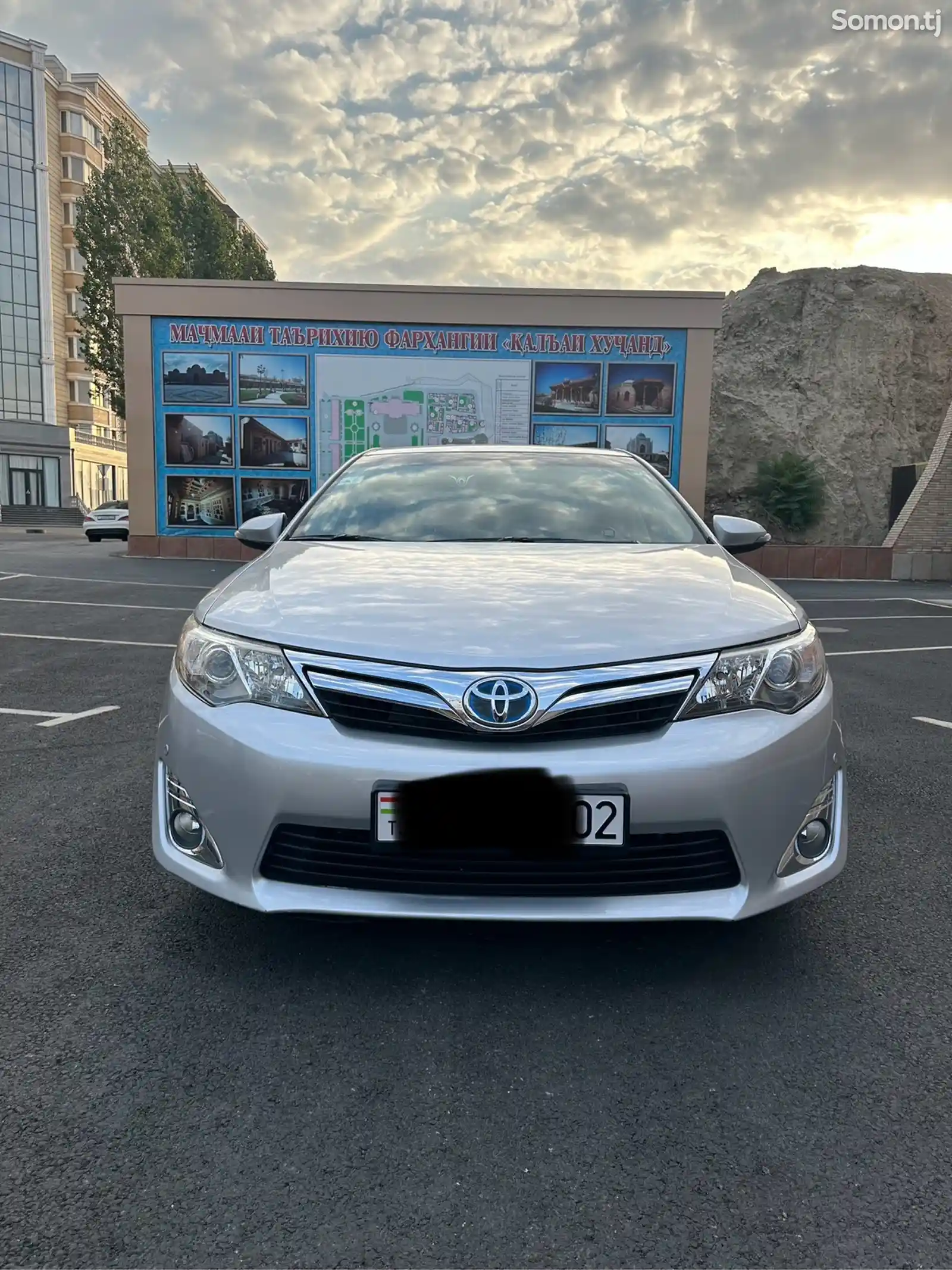 Toyota Camry, 2012-1