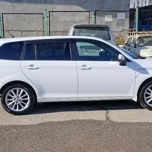 Toyota Fielder, 2015