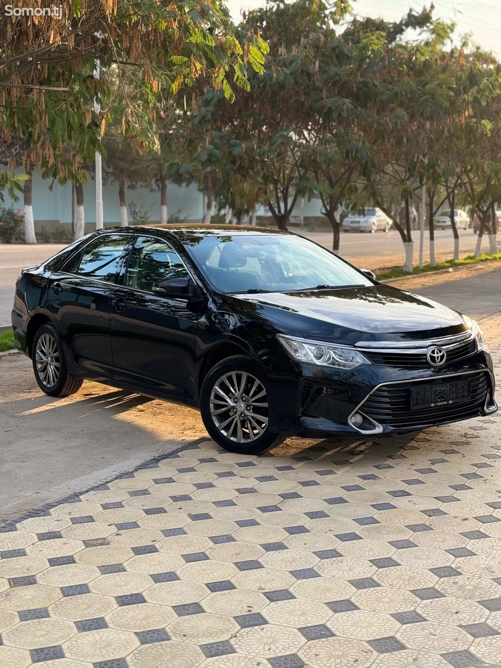 Toyota Camry, 2016-1