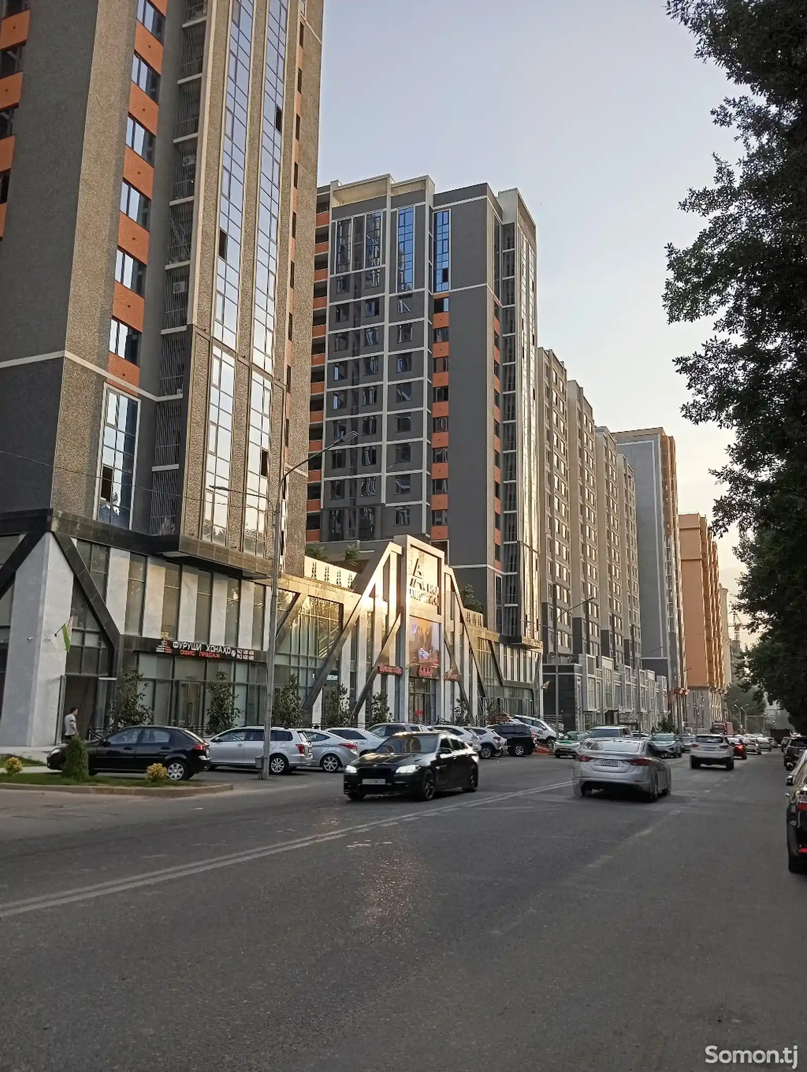 3-комн. квартира, 4 этаж, 146 м², И. Сомони, Спартак-8