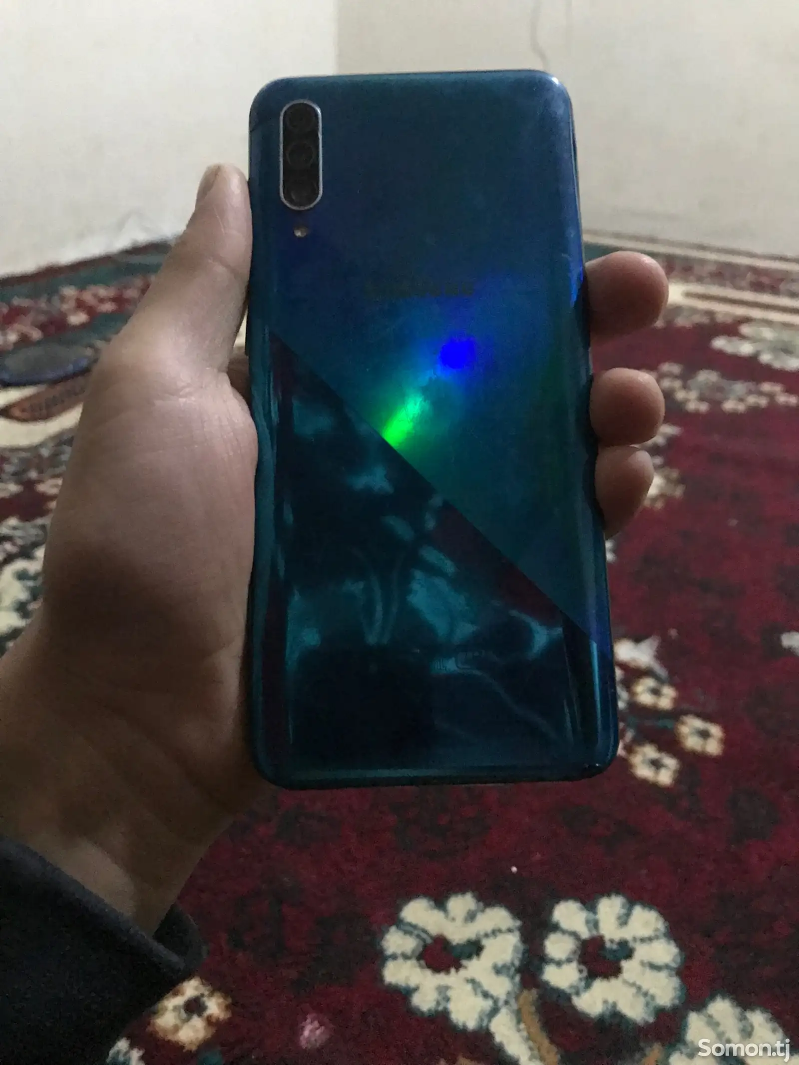 Samsung Galaxy A30-1