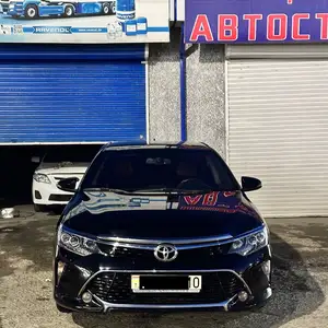 Toyota Camry, 2015