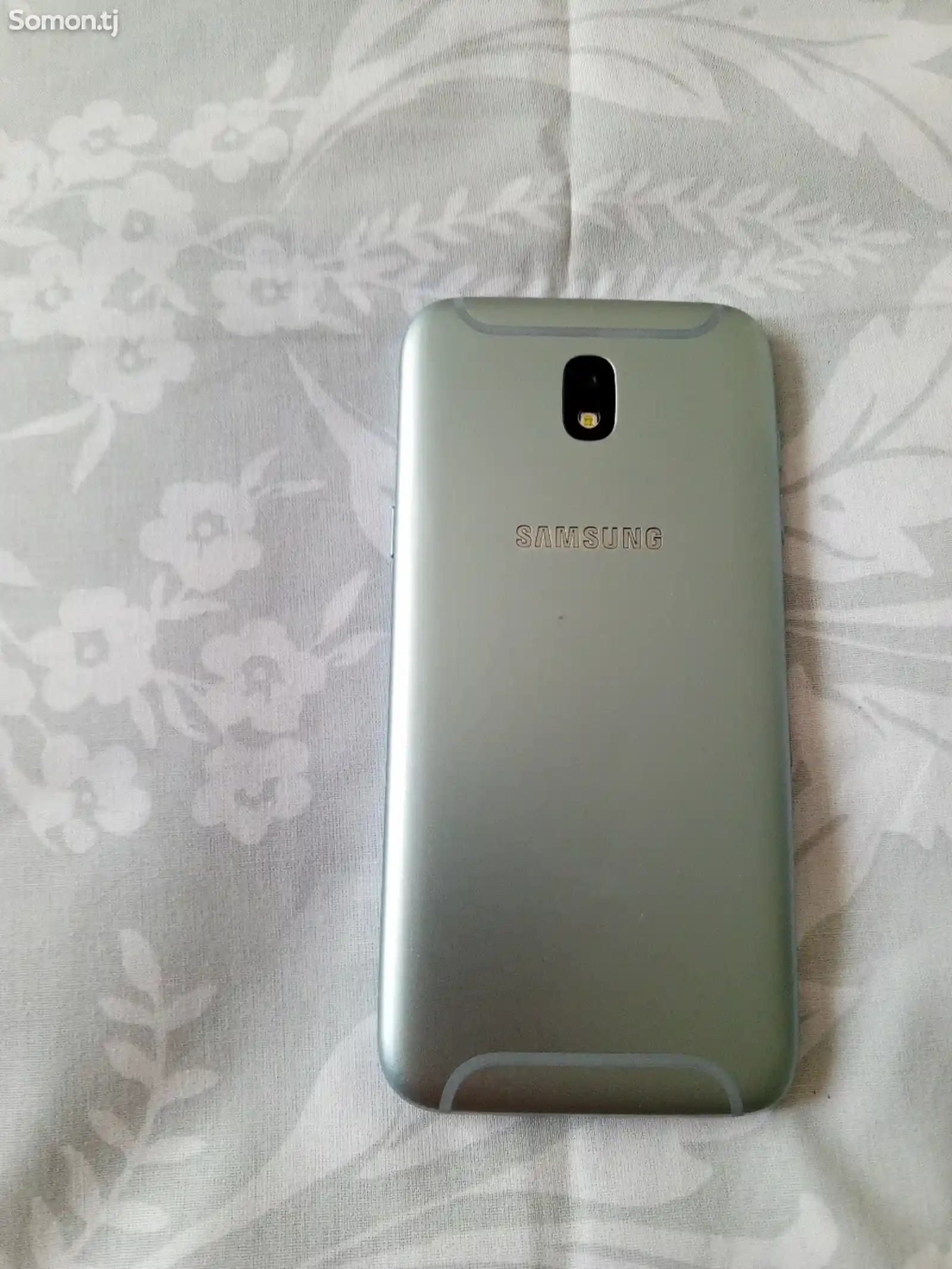 Samsung Galaxy j5-1