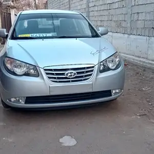 Hyundai Avante, 2010