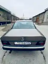 Mercedes-Benz W124, 1988-7