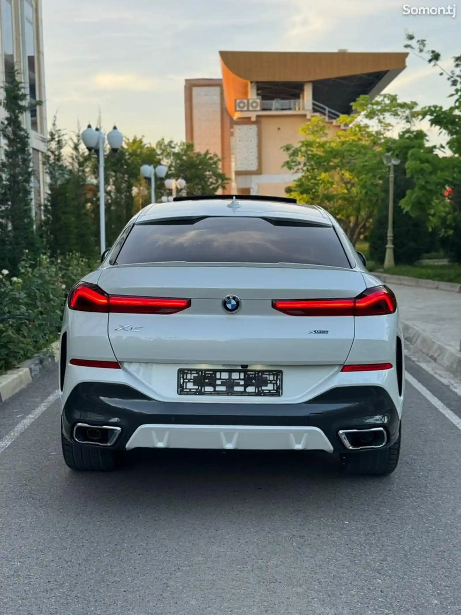 BMW X6, 2022-7