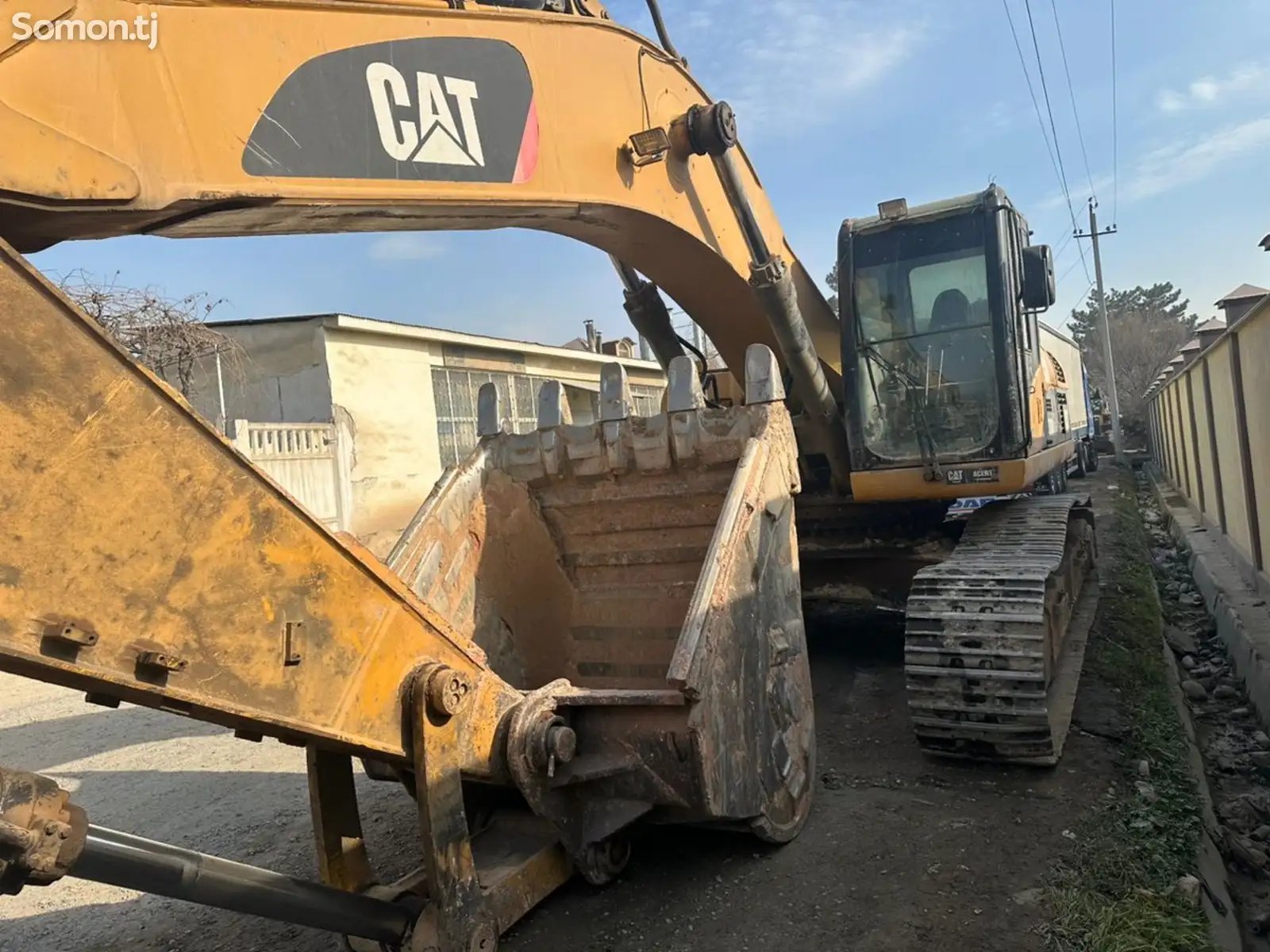 Экскаватор Cat 330-1