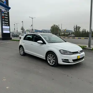 Volkswagen Golf, 2014