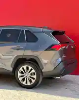 Toyota RAV 4, 2019-9