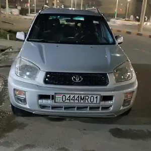 Toyota RAV 4, 2002