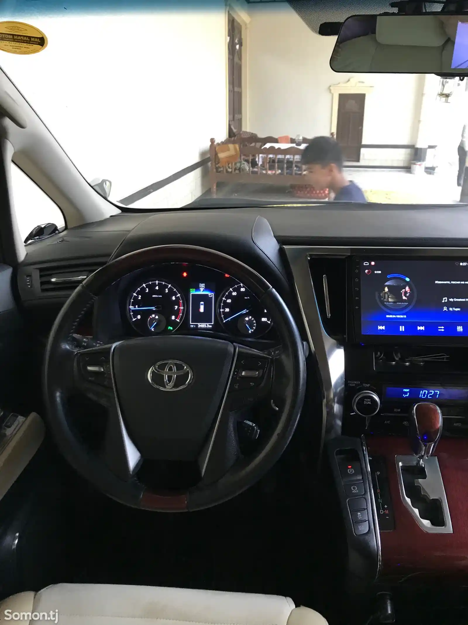 Toyota Vellfire, 2015-4